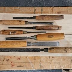 7 chisels and gouges, incl. Marples and Addis