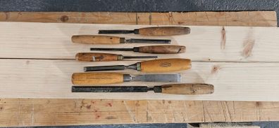 7 chisels and gouges, incl. Marples and Addis