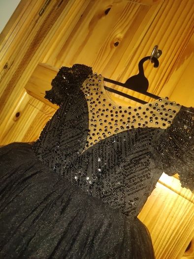 beautiful girl dress