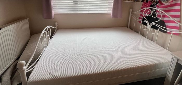 140/200 bed frame with mattress
