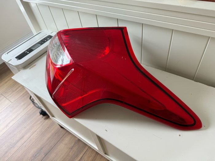 Rear Lights LH and RH Ford Focus  Mk3 pre facelift