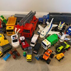 Toy Vehicles