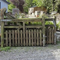 Two Pairs of Timber Gates Swept Top, Picket Style Durrow, Loais
