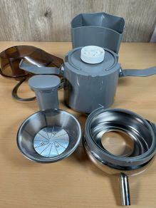LEquipe Pulp Ejector Juicer model 110.5 - Gray VGC - Complete