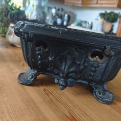 Antique  cast iron warmer