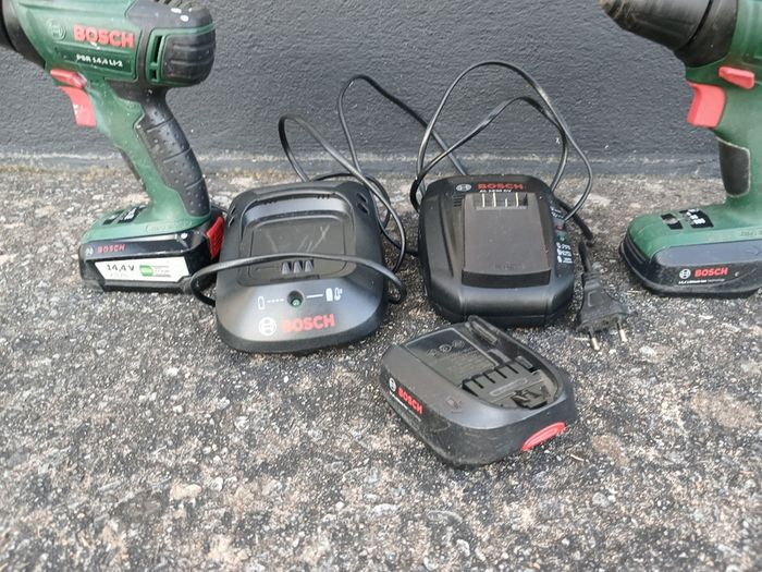 Bosch power tool drill set, 3 machines