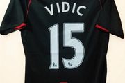 Man Utd ( Retro / Vidic 15 ) Jersey, Size : Large