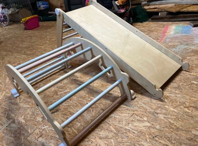 Toddlers slide and climbing rail
