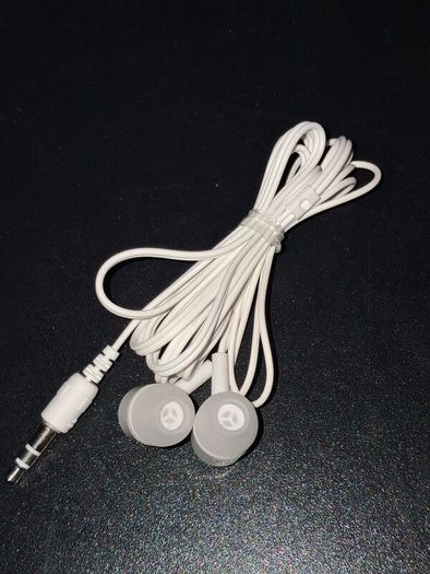 Buy 2 Get 1 Free!! - Only 1 Each!! - Brand New Wired Earphones