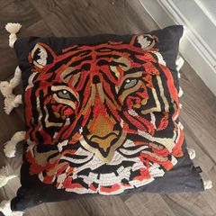 tiger pillow