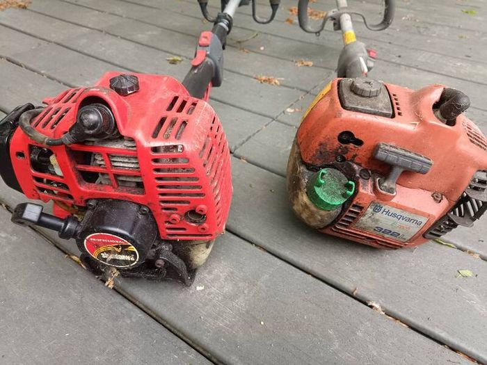 2 old strimmers