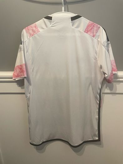 Juventus Jersey Size Medium