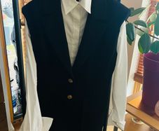 Pinko black fitted waistcoat