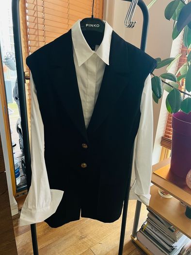 Pinko black fitted waistcoat