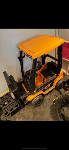 Ride on JCB forklift