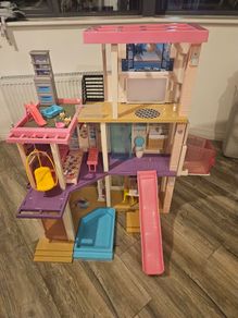 Barbie dream house