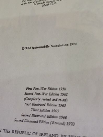 A A Roadbook Of Ireland