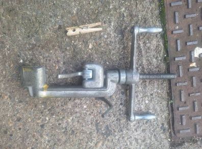banding tool