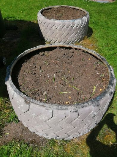 Planter box