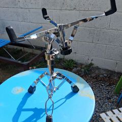 Snare stand