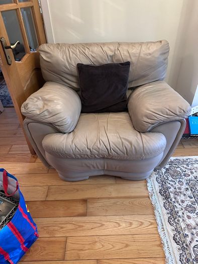 Furniture pictures added