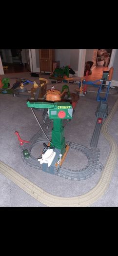 Thomas the tank everything! train sets, engines, tracks, carriages.. New Value is more than e1000.
