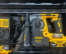 dewalt hammer drill