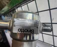 hydraulic ram