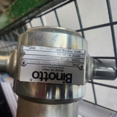 hydraulic ram