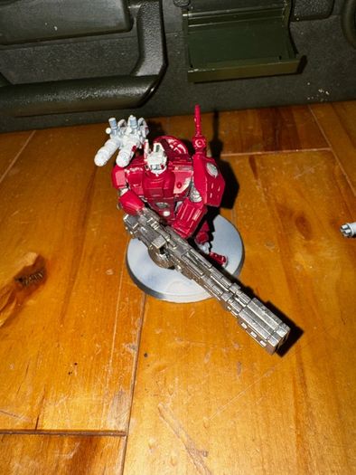 Warhammer 40K Tau Empire Army Bundle Riptide, Hammerheads, Suits & Ghostkeel (Unbuilt)