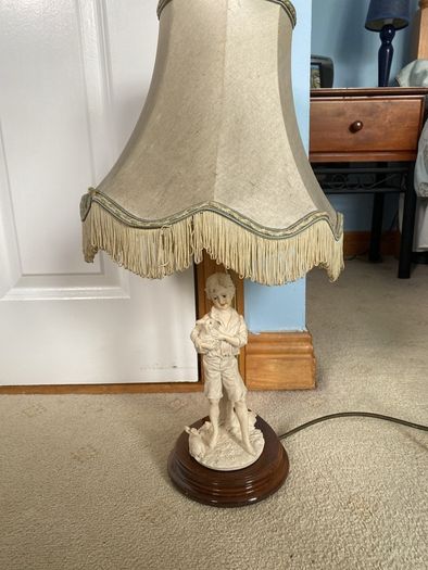 Table lamp