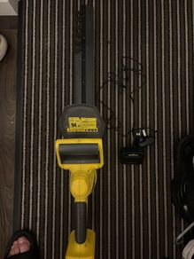 Challenger  Trimmer with battery