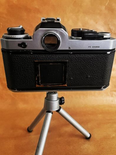 Classic Nikon FE with Nikkor 50mm f/2, Recently serviced, Serial No.4446830