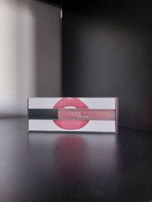 Huda Beauty Lipstick RRP 24 euro
