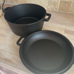 cast iron pot