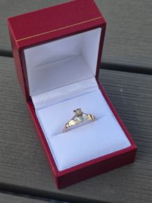Vintage 9ct Gold Claddagh Ring