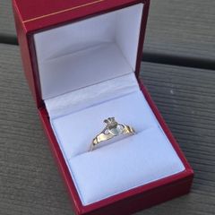 Vintage 9ct Gold Claddagh Ring