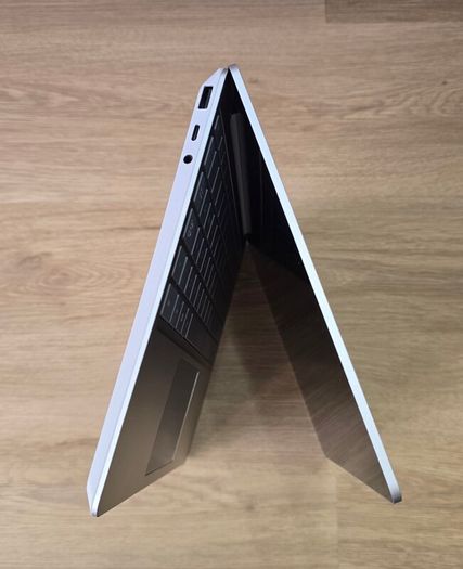 surface laptop go3