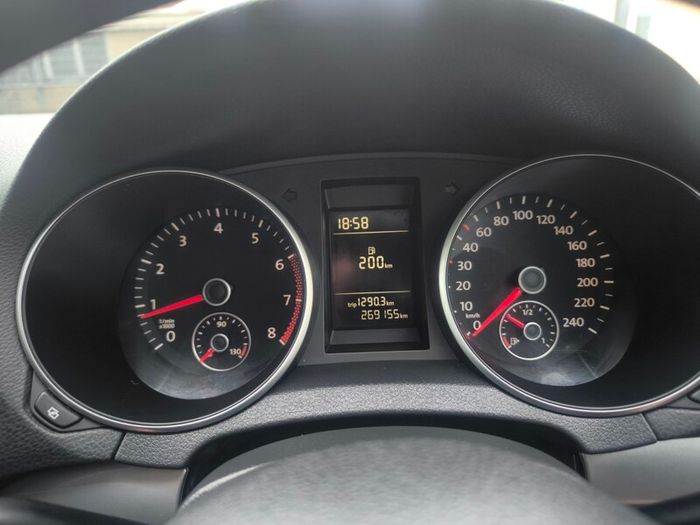 2010 Volkswagen Golf