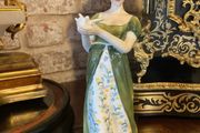 Royal Doulton figurine "Veneta "