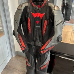 Laguna Seca 5 - Men's 2-piece Motorcycle Leather Suit