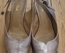 Van Dal extra wide pink metallic shoes