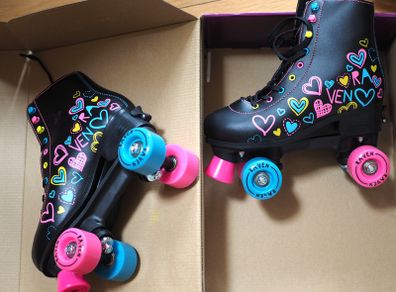 Roller skates RAVEN Trista, adjustable sizes, Protective pads set included