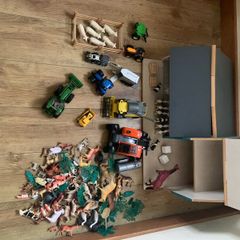 Farm shed, Machinery and Animals