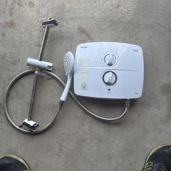 Triton shower