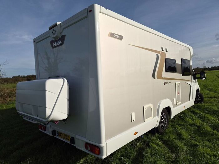 Camper