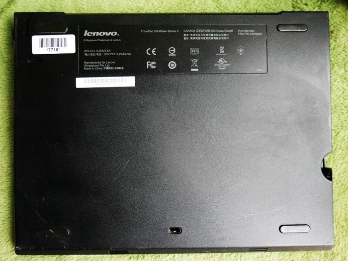 Lenovo ThinkPad UltraBase Series 3 Docking Station