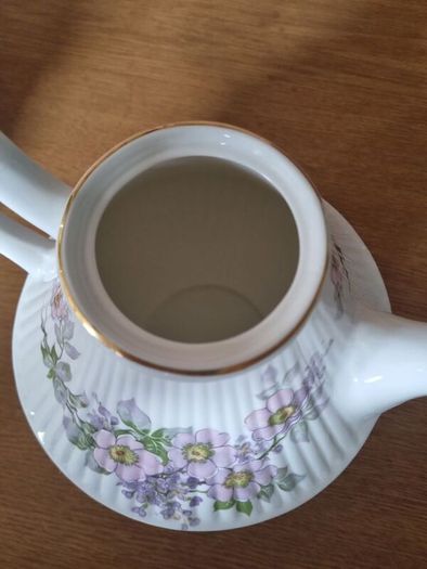 Royal Tara Irish Blossom Teapot