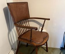 antique Windsor Dining chair
