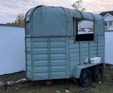 Horse Box